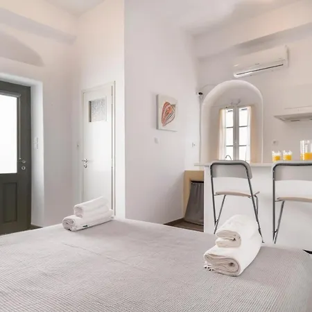 Apartament Brand New Deluxe With Balcony Center *