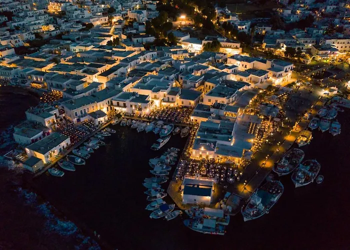 Brand New Deluxe With Balcony Center *